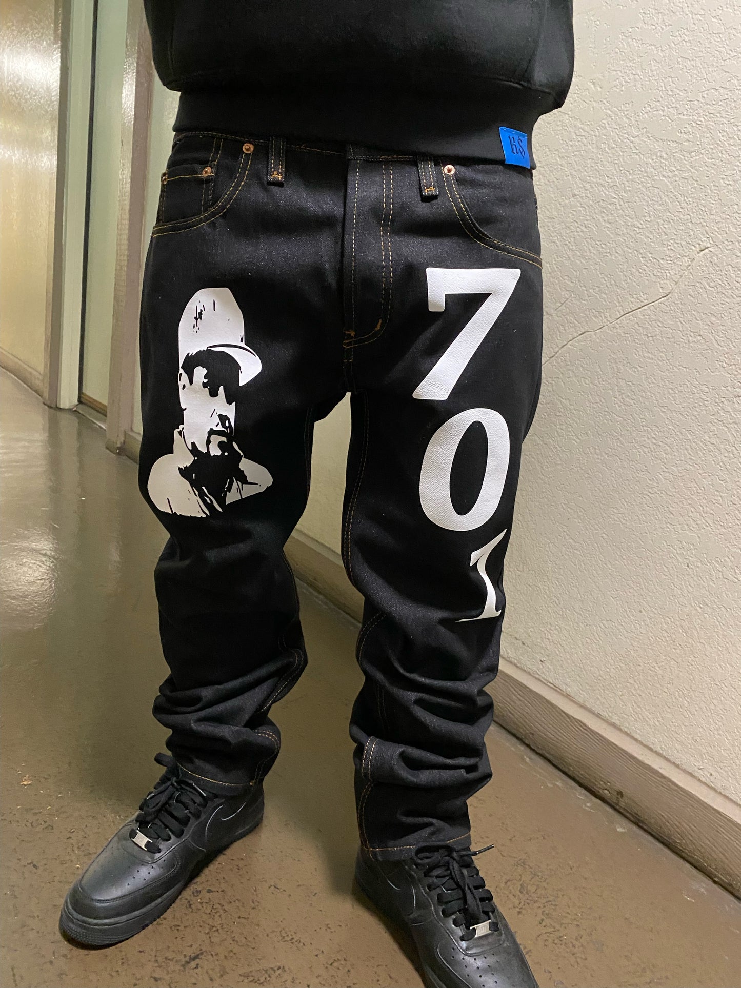 EL CHAPO "701" Classic Straight Leg Style Jeans - BLACK