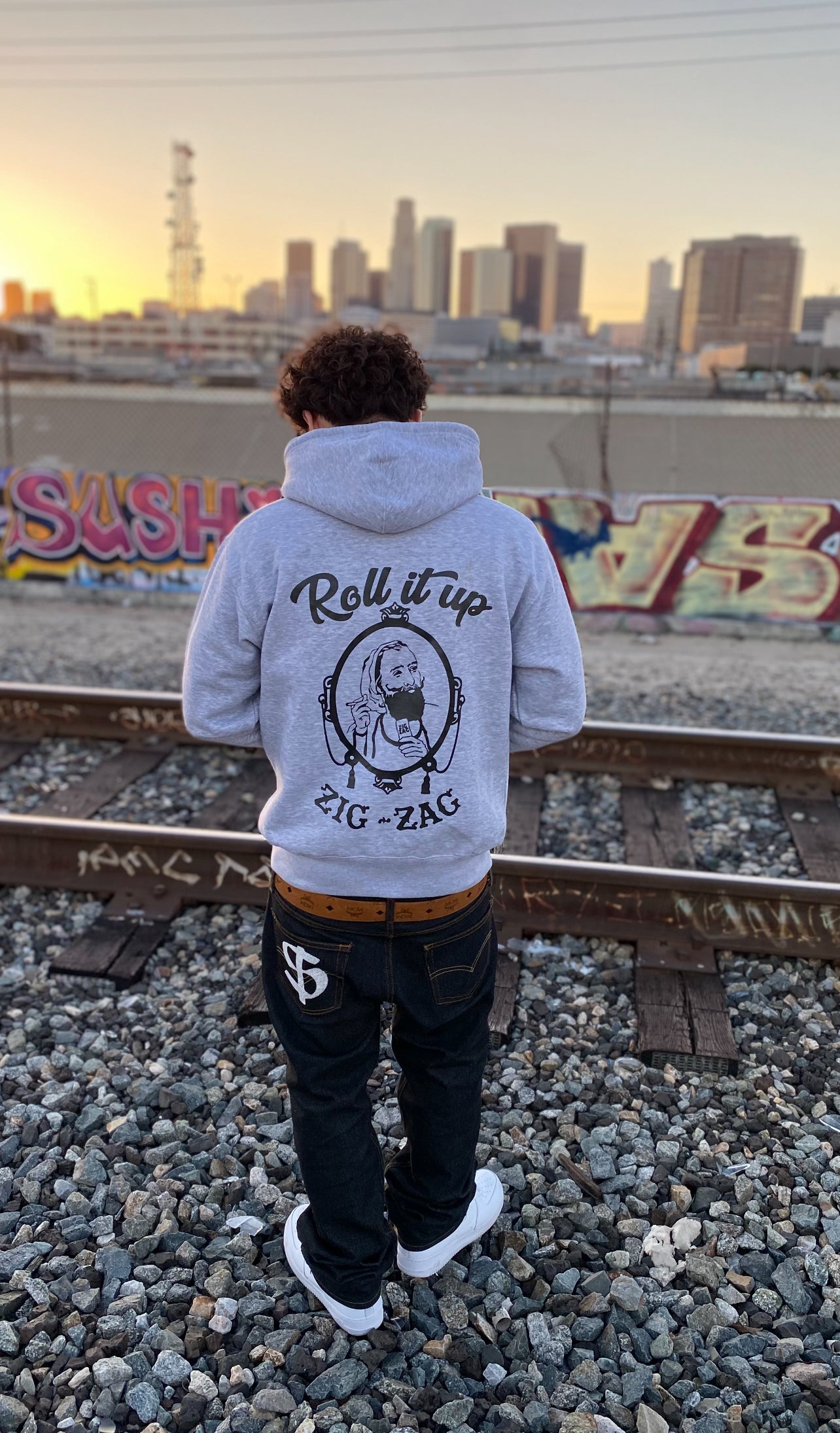 ROLL IT UP - Hooded Sweater - Ash Gray