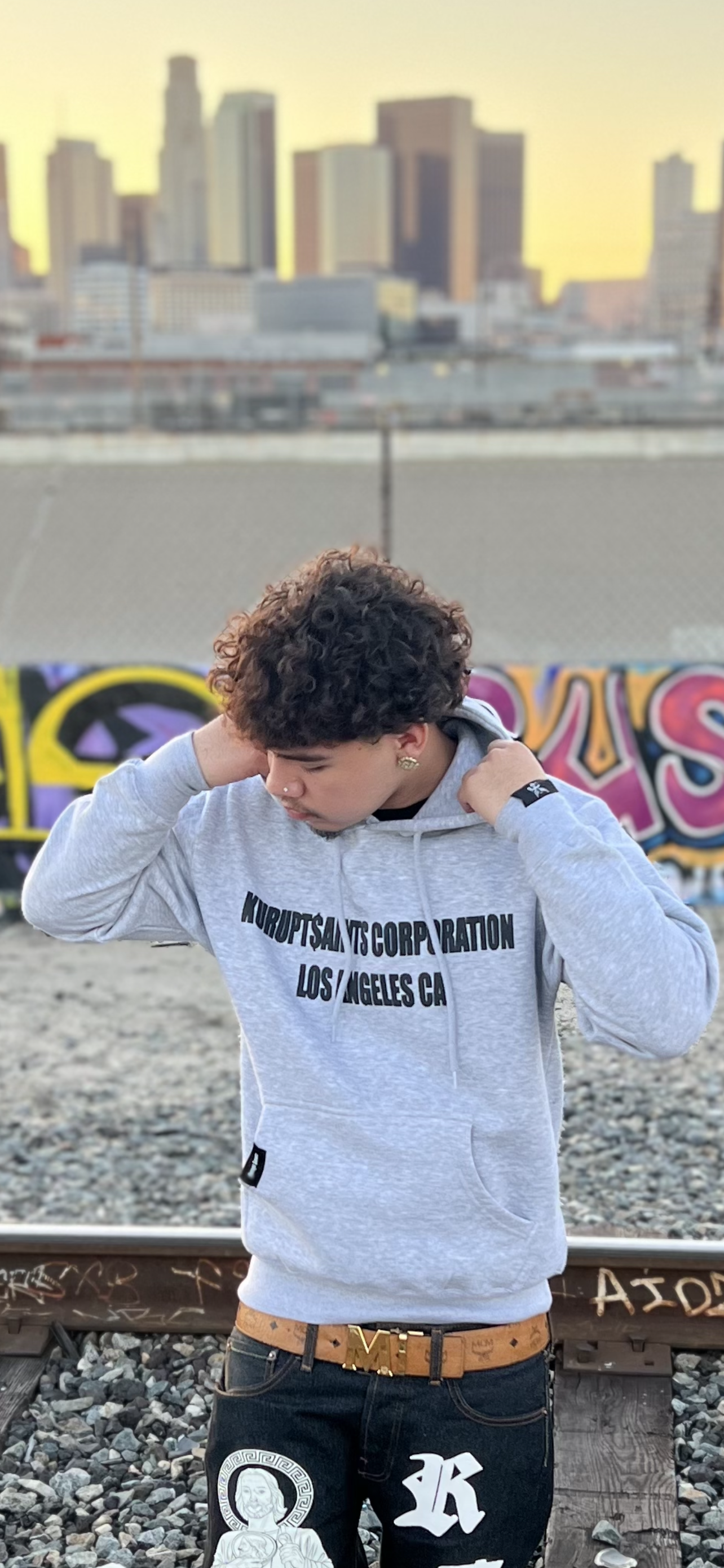 ROLL IT UP - Hooded Sweater - Ash Gray