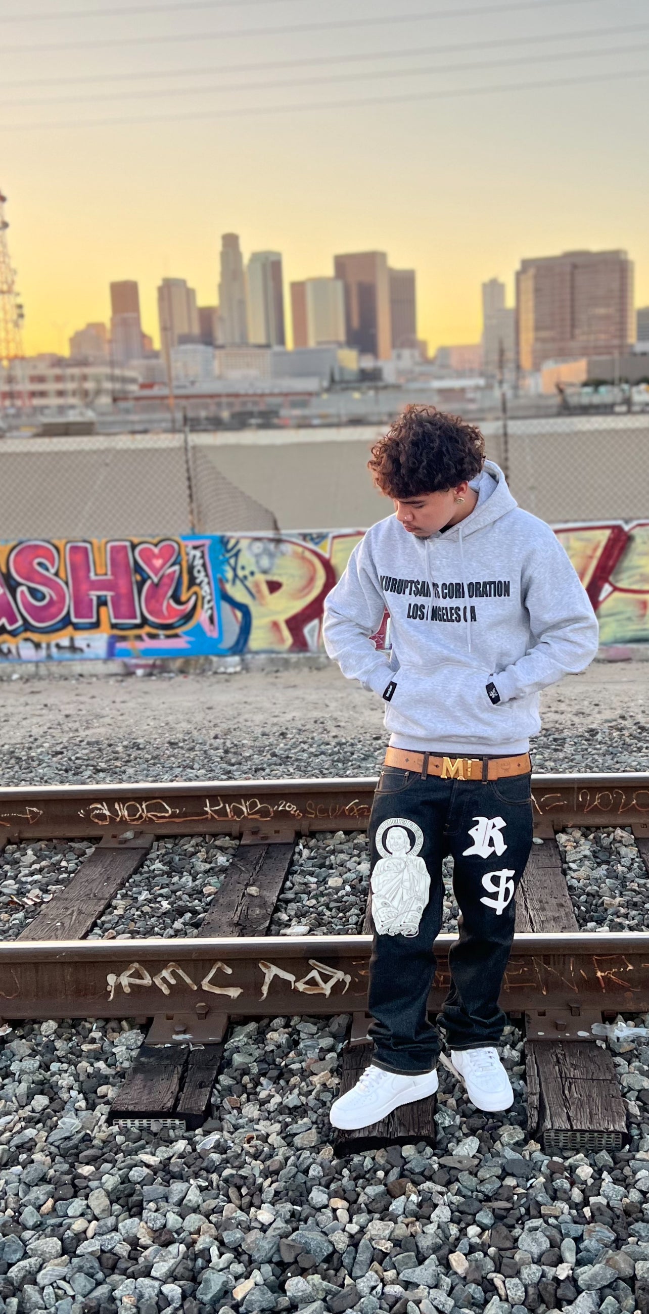 ROLL IT UP - Hooded Sweater - Ash Gray
