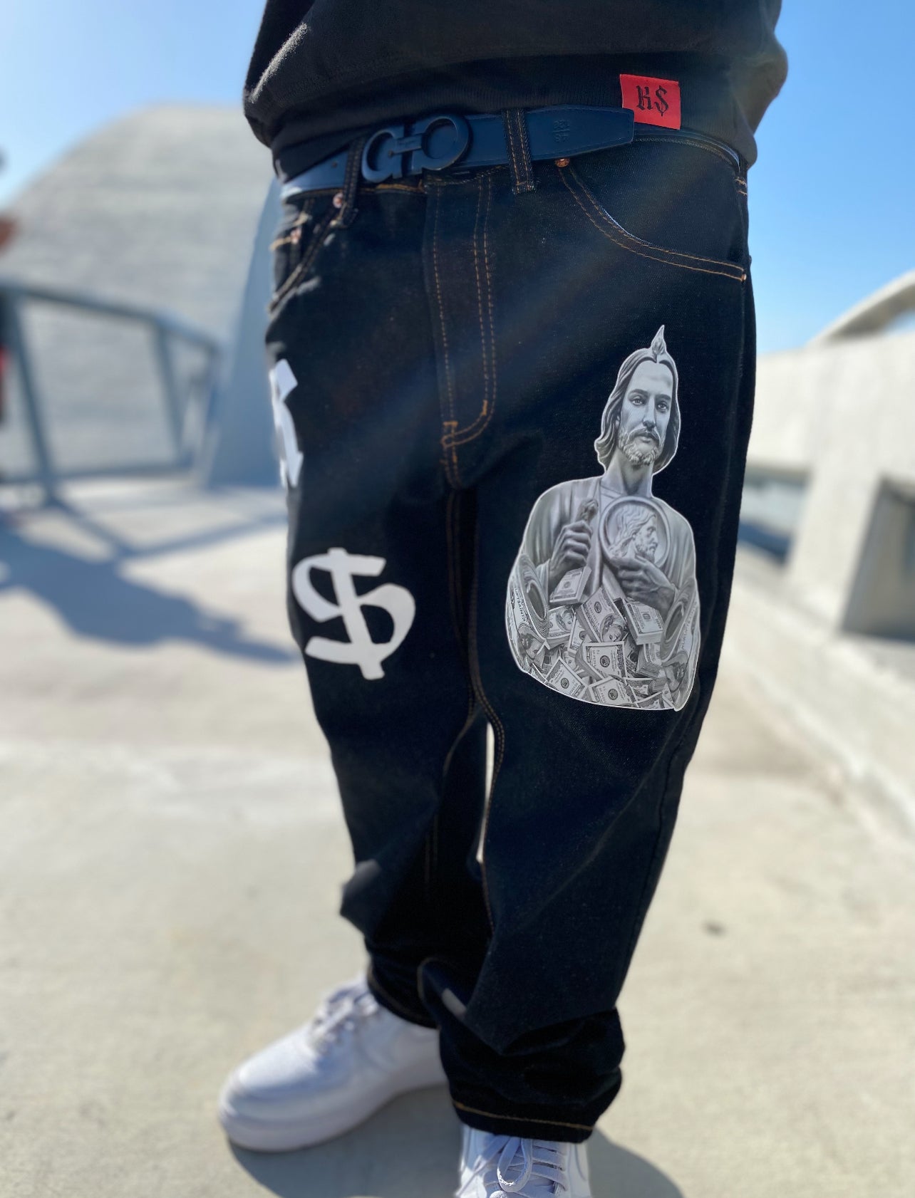 STASHING MONEY SAN JUDAS Classic Straight Leg Style Jeans - BLACK