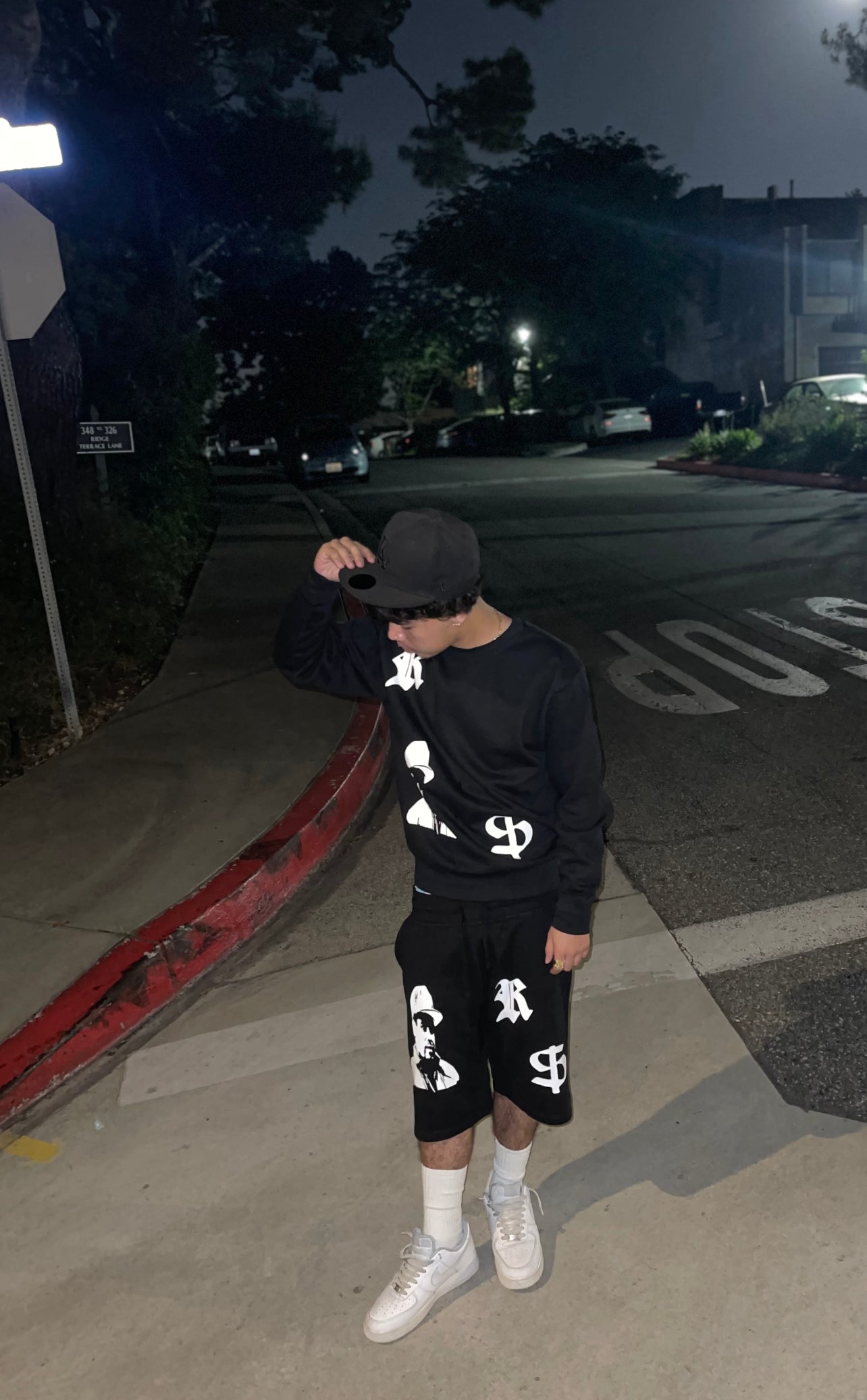 EL CHAPO SWEAT SHORTS - BLACK