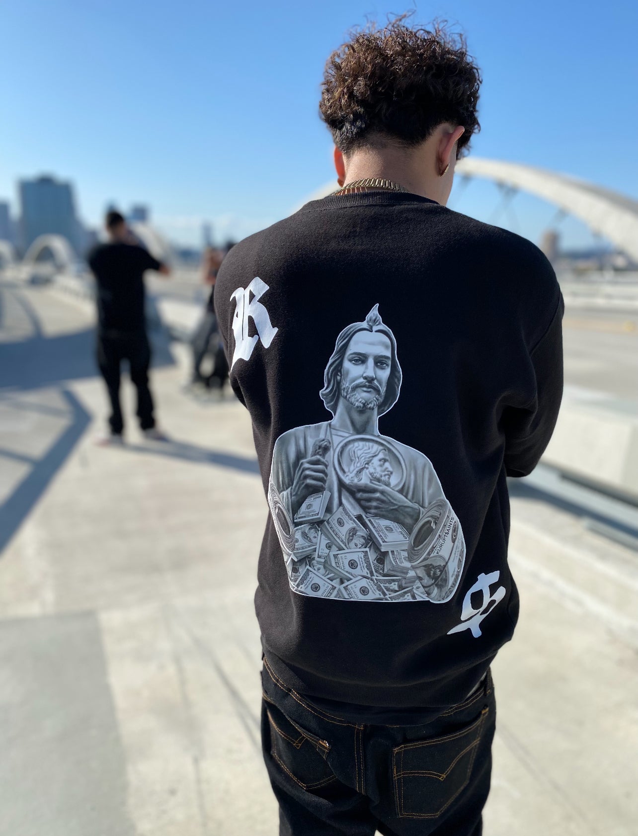 STASHING MONEY SAN JUDAS CREWNECK SWEATER - BLACK