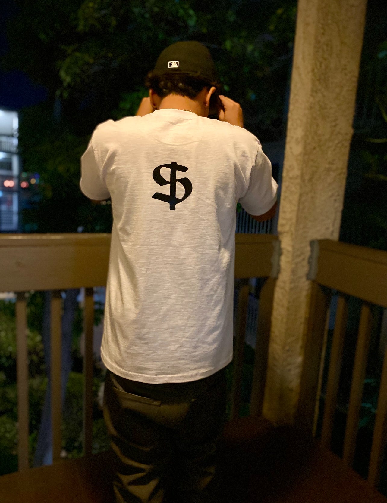 ROLL IT UP - Loose Fit T-Shirt - WHITE
