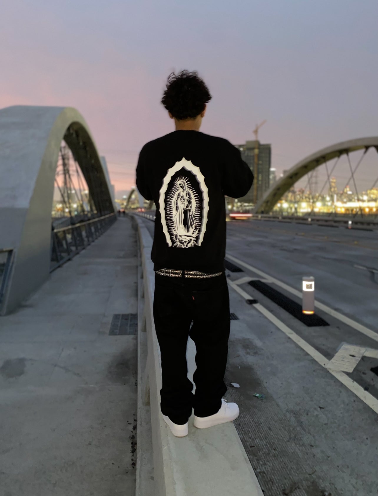 VIRGEN DE GUADALUPE Crewneck Sweater