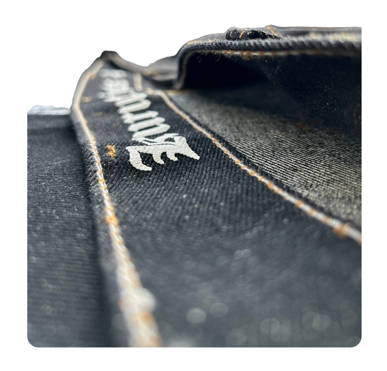 SAN JUDAS Classic Straight Leg Style Jeans - BLACK