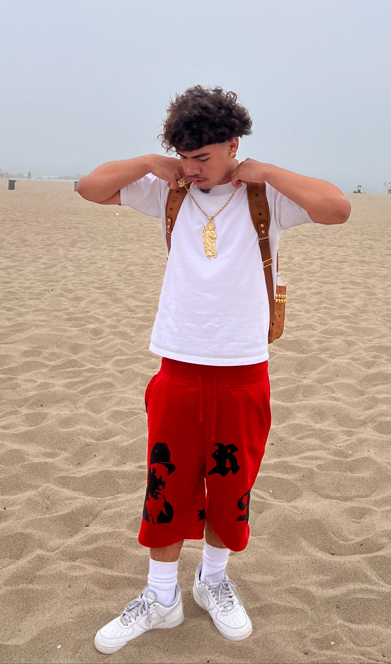 EL CHAPO SWEAT SHORTS - RED