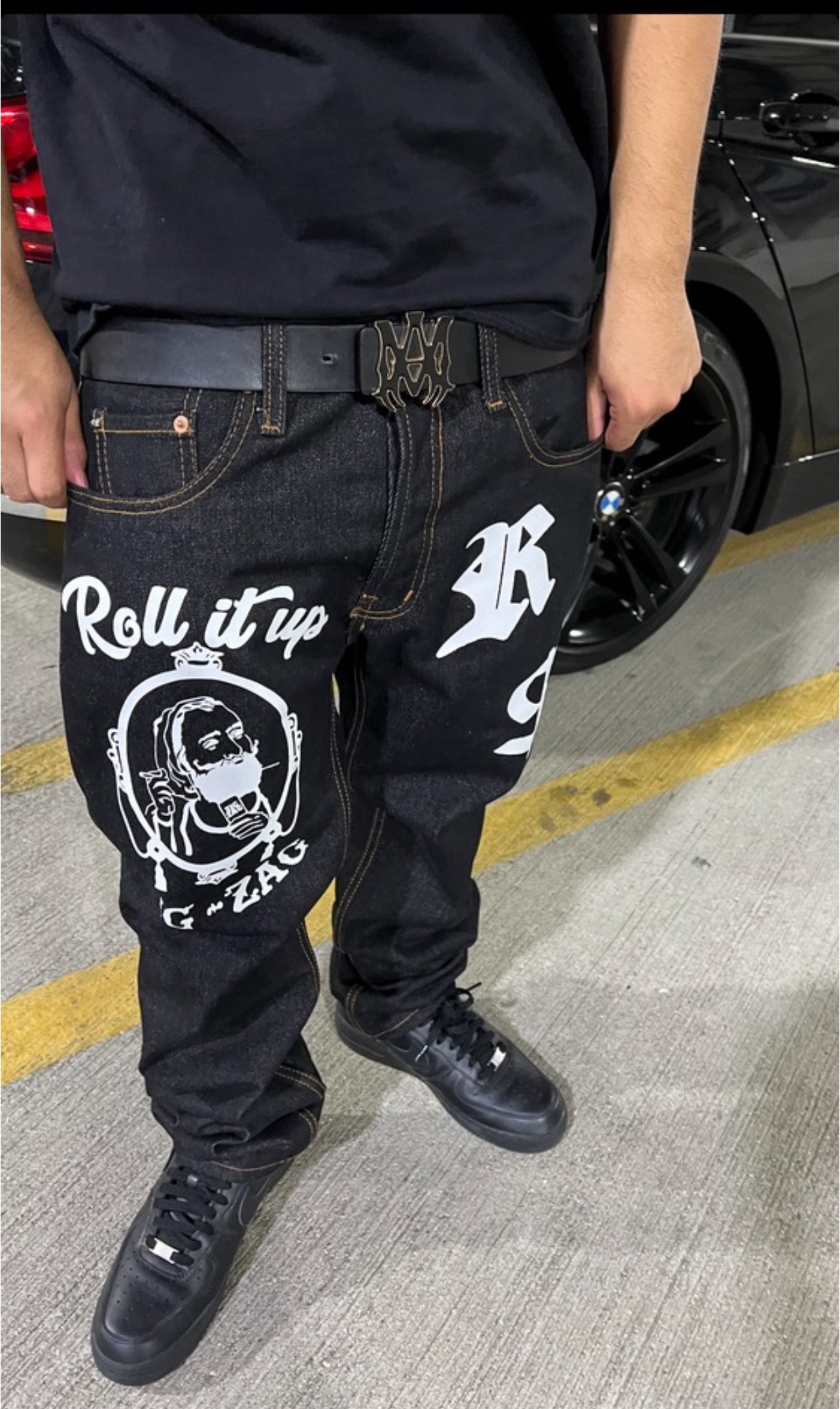 ROLL IT UP - Straight Leg Style Jeans - BLACK