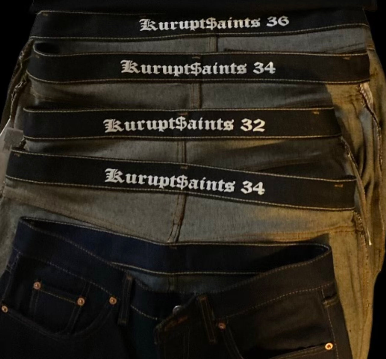 SAN JUDAS Graphic & Lettering - Classic Straight Leg Style Jeans